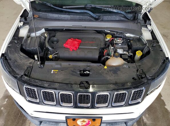 3C4NJCCB3MT555650 2021 JEEP COMPASS White Widok komory silnika