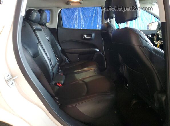 3C4NJCCB3MT555650 2021 JEEP COMPASS White Widok wnętrza z tyłu