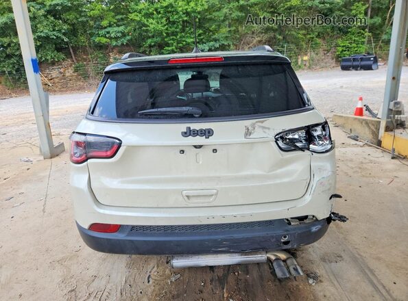 3C4NJCCB4LT250446 2020 JEEP COMPASS White Widok z tyłu