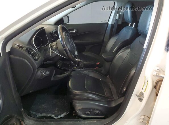 3C4NJCCB5LT122457 2020 JEEP COMPASS White წინა სალონის ხედი