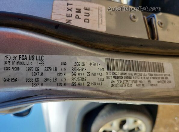 3C4NJCCB5LT187440 2020 JEEP COMPASS Silver Панорамний вид салону 360°
