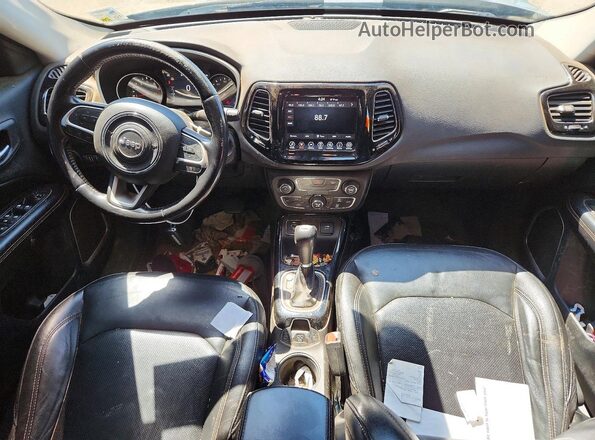 3C4NJCCB5LT187440 2020 JEEP COMPASS Silver Вид панелі приладів