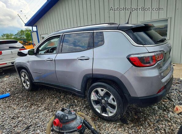 3C4NJCCB7JT211492 2018 JEEP COMPASS Silver Tył lewy