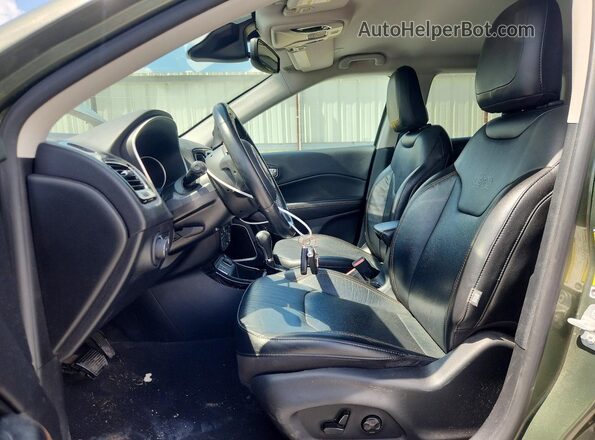 3C4NJCCB7MT573567 2021 JEEP COMPASS Green Vista interior delantera
