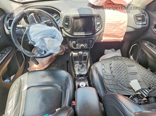 3C4NJCCB8KT662707 2019 JEEP COMPASS Charcoal Առջևի վահանակի տեսք