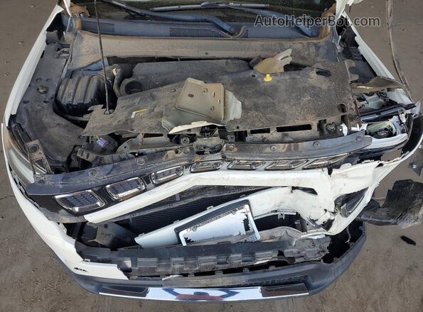 3C4NJCCBXJT248035 2018 JEEP COMPASS White Rear interior view