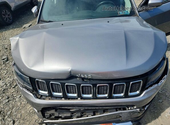 3C4NJCCBXKT788602 2019 JEEP COMPASS Silver Widok komory silnika