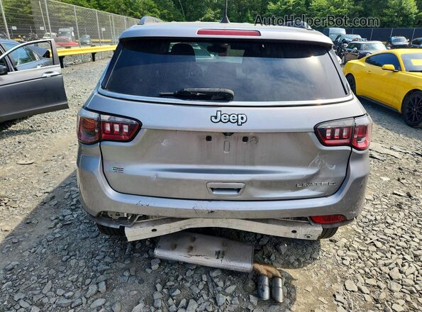3C4NJCCBXKT788602 2019 JEEP COMPASS Silver Widok z tyłu