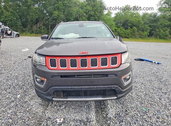 3C4NJCCBXLT120946 2020 JEEP COMPASS Gray Widok z przodu