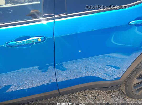 3C4NJCEB4MT532844 2021 JEEP COMPASS Blue Vista frontal
