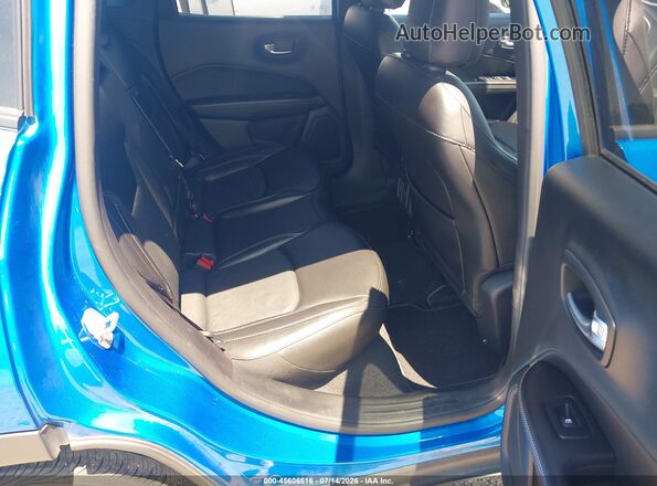3C4NJCEB4MT532844 2021 JEEP COMPASS Blue Vista de la etiqueta del VIN