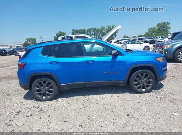 3C4NJCEB4MT532844 2021 JEEP COMPASS Blue Vista interior trasera