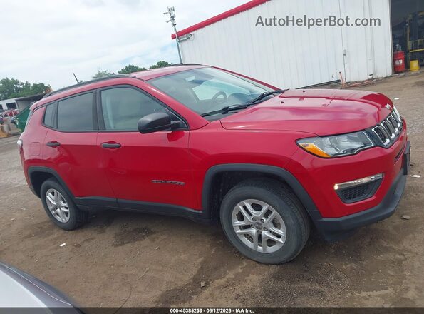 3C4NJDAB0JT334379 2018 JEEP COMPASS Красный Вид задней части салона