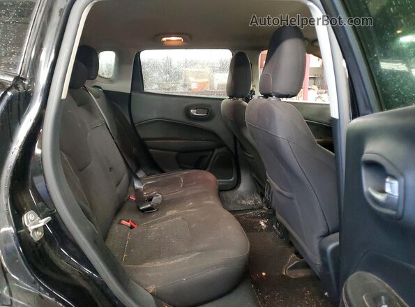 3C4NJDAB1JT177624 2018 JEEP COMPASS Black Вид задньої частини салону