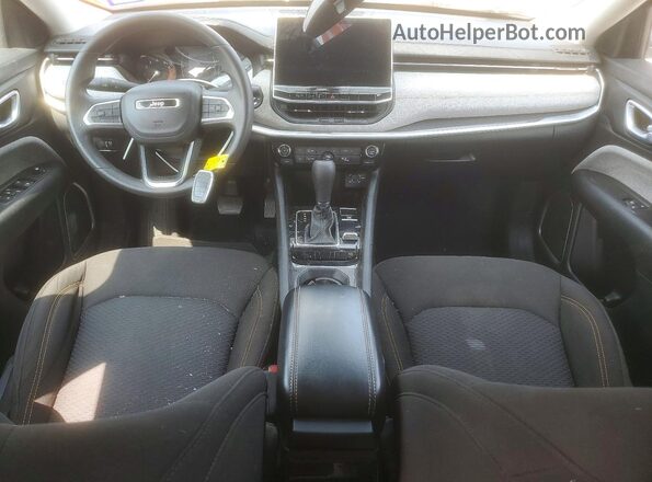 3C4NJDAB1NT202754 2022 JEEP COMPASS Red Dashboard view