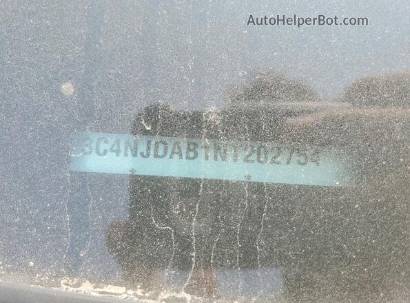 3C4NJDAB1NT202754 2022 JEEP COMPASS Red Engine compartment view