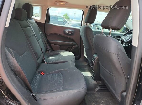 3C4NJDAB2KT703664 2019 JEEP COMPASS Black Սալոնի հետևի տեսք