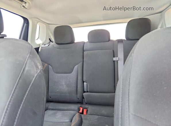 3C4NJDAB3NT214081 2022 JEEP COMPASS Gray Rear seats view