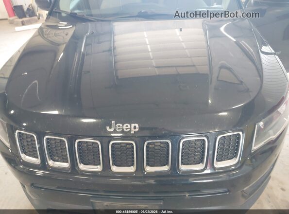 3C4NJDAB4JT359639 2018 JEEP COMPASS Черный Вид спереди