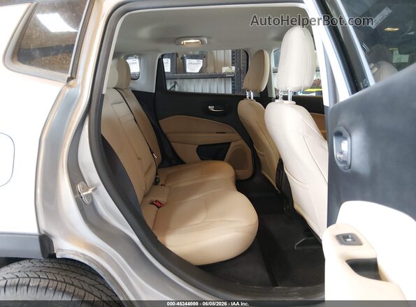 3C4NJDAB4JT422805 2018 JEEP COMPASS Gray VIN կոդի պիտակի տեսք