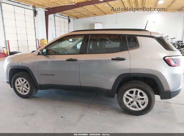 3C4NJDAB4JT422805 2018 JEEP COMPASS Gray 