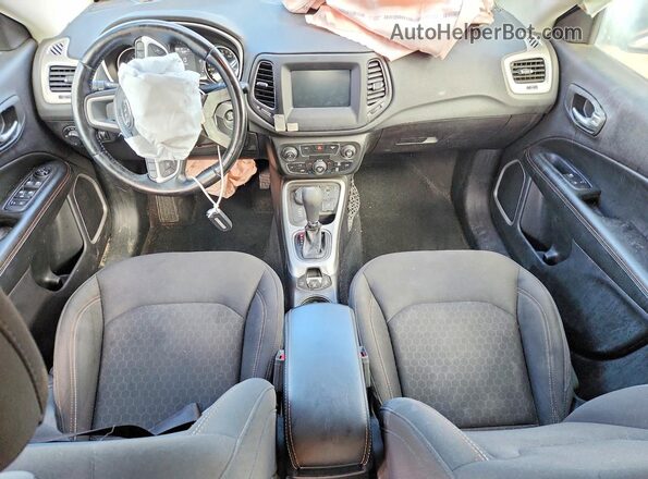3C4NJDAB4LT160755 2020 JEEP COMPASS Charcoal Вид панелі приладів