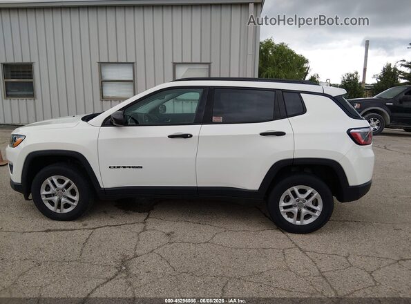3C4NJDAB5JT392259 2018 JEEP COMPASS White 