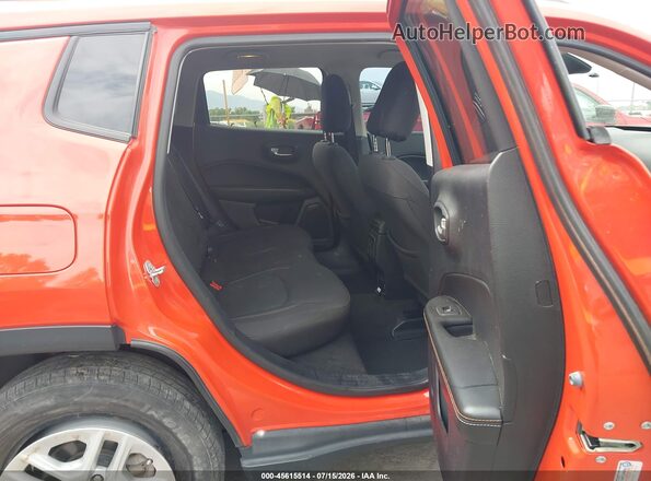 3C4NJDAB6JT126846 2018 JEEP COMPASS Orange Вид наклейки з VIN-кодом