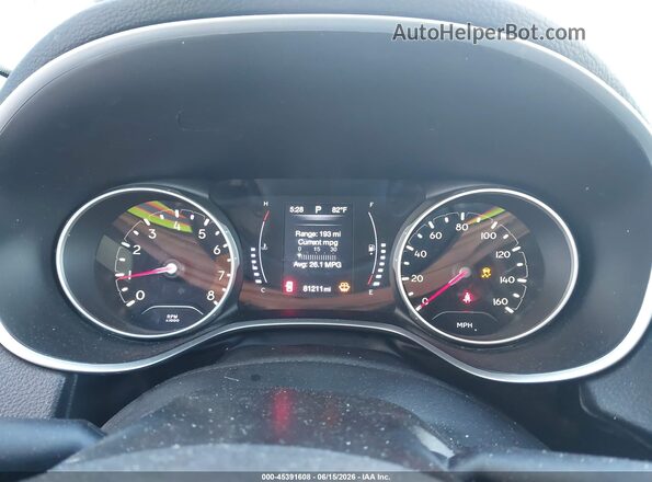 3C4NJDAB6JT392237 2018 JEEP COMPASS Green Vista de los asientos traseros