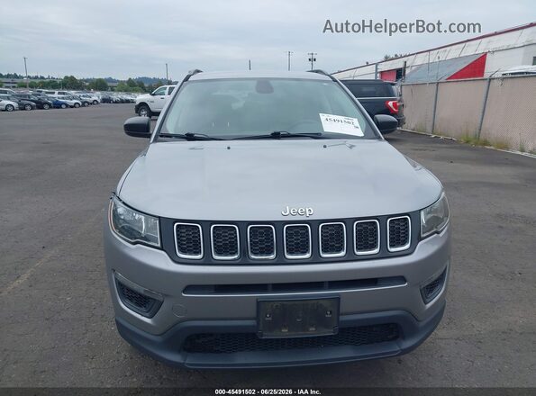 3C4NJDAB6JT392304 2018 JEEP COMPASS Silver Սարքավորումների վահանակի տեսք