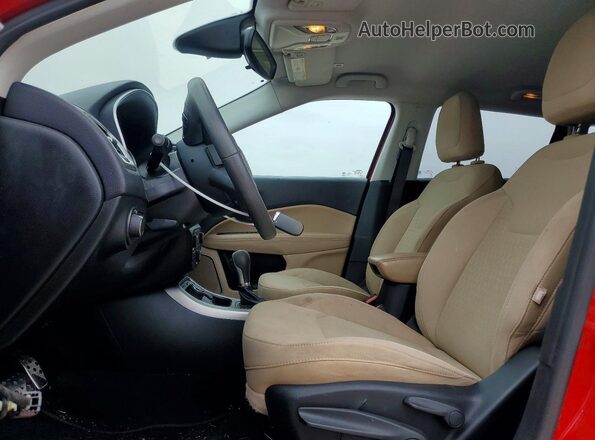 3C4NJDAB7JT168958 2018 JEEP COMPASS Red Front interior view