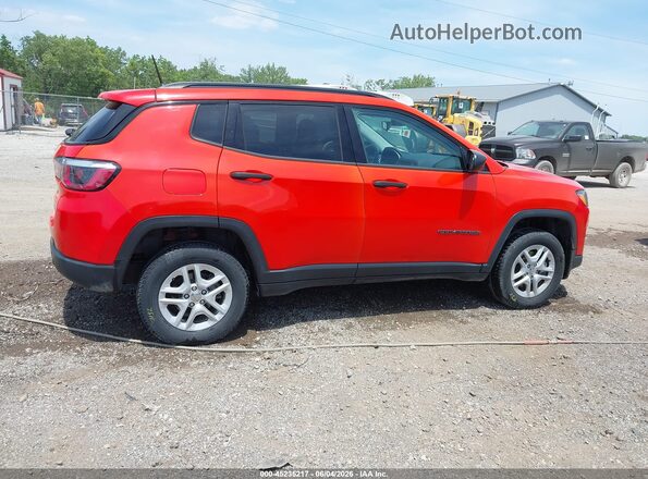 3C4NJDAB7JT392246 2018 JEEP COMPASS Orange Vista interior trasera