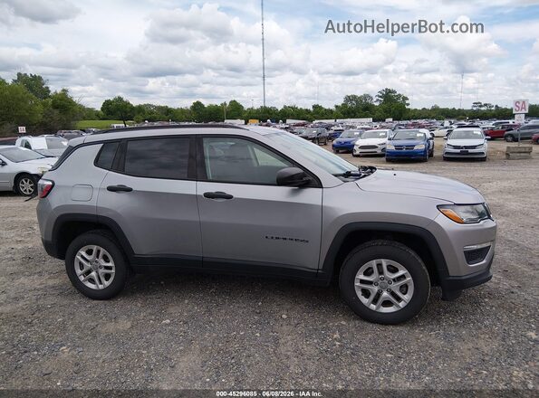 3C4NJDAB7JT392263 2018 JEEP COMPASS Silver 