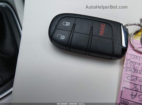 3C4NJDAB7JT392263 2018 JEEP COMPASS Silver Widok deski rozdzielczej