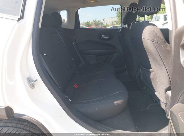 3C4NJDAB8JT201109 2018 JEEP COMPASS White Vista de la etiqueta del VIN
