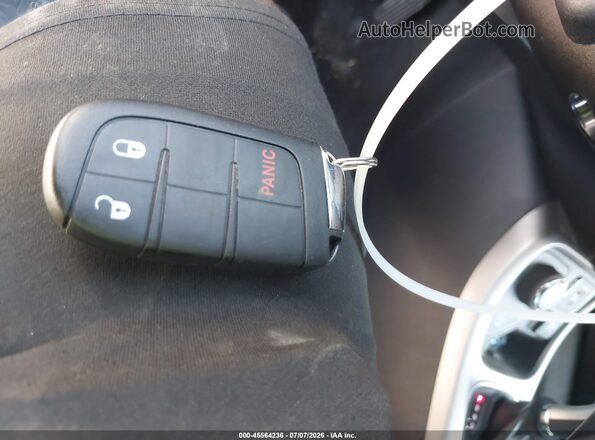 3C4NJDAB8JT201109 2018 JEEP COMPASS White Vista del salpicadero