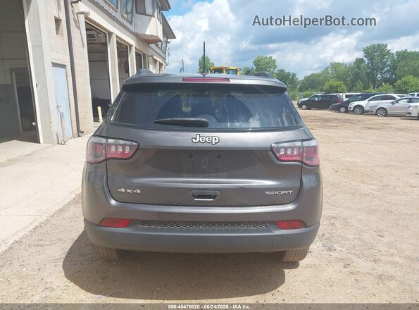 3C4NJDAB8JT392238 2018 JEEP COMPASS Gray 