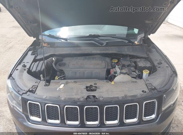 3C4NJDAB8JT392238 2018 JEEP COMPASS Gray Вид ззаду