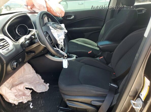 3C4NJDAB8JT436917 2018 JEEP COMPASS Gray Widok wnętrza z przodu