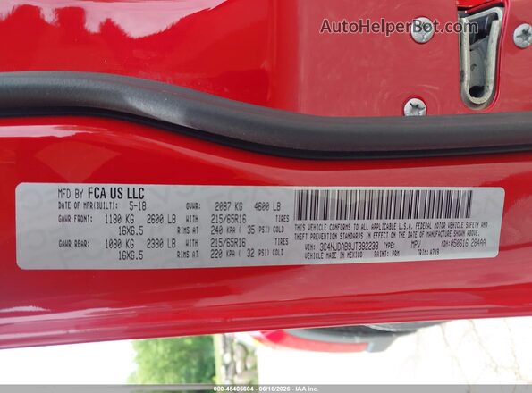 3C4NJDAB9JT392233 2018 JEEP COMPASS Red Widok komory silnika