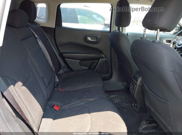 3C4NJDAB9JT399330 2018 JEEP COMPASS Blue Widok naklejki z numerem VIN
