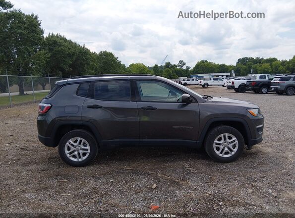 3C4NJDABXJT392225 2018 JEEP COMPASS Gray Սալոնի հետևի տեսք