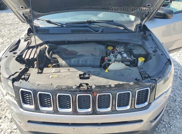 3C4NJDABXJT464900 2018 JEEP COMPASS Blue ძრავის განყოფილების ხედი