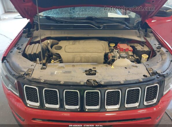 3C4NJDABXKT649949 2019 JEEP COMPASS Red უკანა ხედი