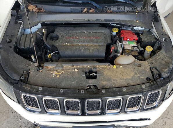 3C4NJDABXLT123063 2020 JEEP COMPASS White Vista interior trasera