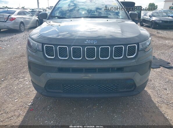 3C4NJDAN3PT537141 2023 JEEP COMPASS Gray Vista interior trasera