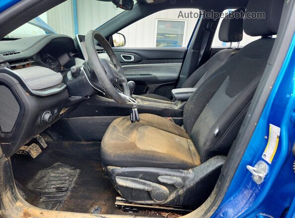 3C4NJDAN3ST575218 2025 JEEP COMPASS Blue Вид салону спереду
