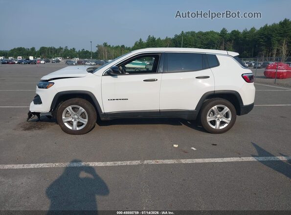 3C4NJDAN5RT599384 2024 JEEP COMPASS White Widok wnętrza 360 stopni