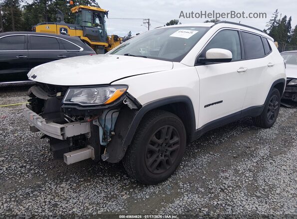3C4NJDBB0HT611122 2017 JEEP COMPASS Белый Передняя левая четверть