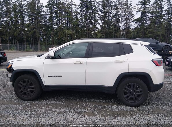 3C4NJDBB0HT611122 2017 JEEP COMPASS Белый 